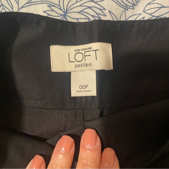 Ann Taylor Loft black and white embroidered A-line skirt - Picture 5 of 5